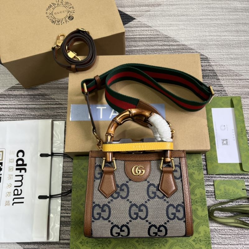 Gvc*1 tote bags